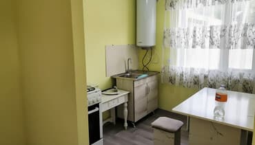 квартира бишкек 1 комнатная снять долгосрочно: 1 комната, Собственник, Без подселения, С мебелью частично — 1