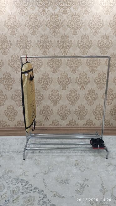 Напольная вешалка-стойка для одежды и полка для обуви,из хромированных