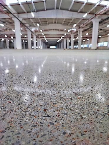 Шлифовка пола Больше 6 лет опыта