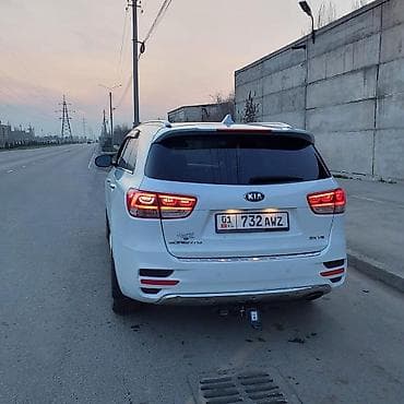 byd e2 2024: Kia Sorento: 2017 г., Автомат, Бензин — 5