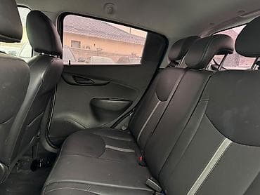 8: Chevrolet Spark: 2020 г., 1 л, Автомат, Бензин, Седан — 9