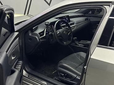 Lexus: Lexus ES: 2019 г., Гибрид, Седан — 9