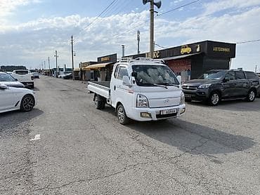 hyundai xcient: Легкий грузовик, Hyundai, Стандарт, 2 т, Б/у — 2
