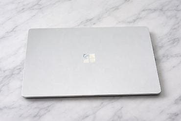 pad 4: Ноутбук Microsoft Surface Laptop — тонкий и лёгкий ультрабук в — 1