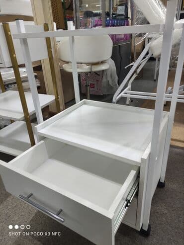 визажное кресло: Помошницы косметологические Помощница косметологическая Этажерка — 4