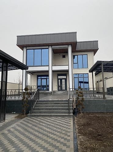 район церковь: Орок 5 соток 15*35 Дом Высота потолков 3,7м2 238м2 Дом построен из — 1