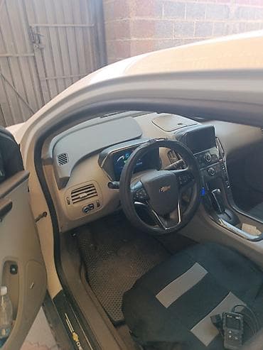 chevrolet onyx: Chevrolet Volt: 2013 г., 1.4 л, Автомат, Гибрид, Хэтчбэк — 6