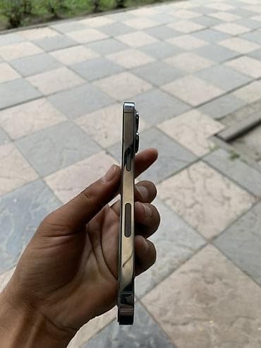 xr 64: IPhone 13 Pro, Новый, 128 ГБ, Голубой, Чехол, 83 % — 5