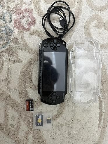 продаю playstation: 🔥PSP 2000🔥 в комплекте аксессуары зарядка чехол и две видео карты обои — 3