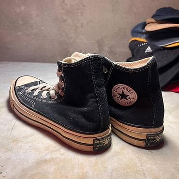 Жеке буюмдар: Converse Chuck Taylor All Star High - Модель: 162050C, классические — 2