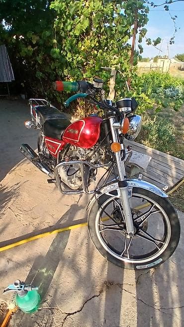 Классический мотоцикл Suzuki, 125 куб. см, Бензин, Б/у at lalafo.kg Классический мотоцикл Suzuki, 125 куб. см, Бензин, Б/у