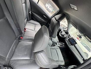 Toyota Corolla: 2022 г., 1.8 л, Вариатор, Гибрид, Седан — 9