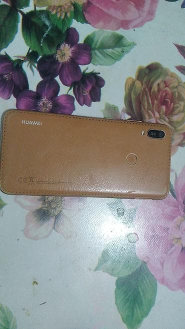 gt5 pro: Huawei Y6, Б/у, 32 ГБ, цвет - Коричневый, 2 SIM — 4