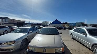 Volkswagen: Volkswagen Passat: 1990 г., 1.8 л, Ручные, Бензин, Седан — 5