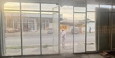 стекло перегородки: 🔥 Срочно продаются зеркальные стекла / витринные зеркала! Общая длина — 2