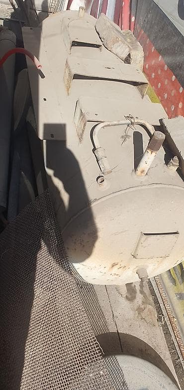 железные бочки: Ресивер для компрессора (СССР) и ёмкости 1) Ресивер для компрессора - — 2