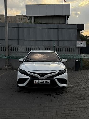 лобов: Продаю TOYOTA CAMRY 75 2021 2.5 Матор Каробка в отличном состоянии — 1