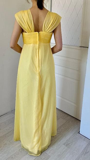 second hend: Надевала только на выпускной. Размер 42-44. Подходит для роста до — 6