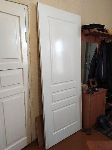 замок дома: Продается дверь под реставрацию. Дверь новая, но в некоторых местах — 1