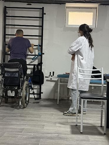 тренер бокс: Спортивно реабилитационный центрге инструктор болуп иштегенге — 2