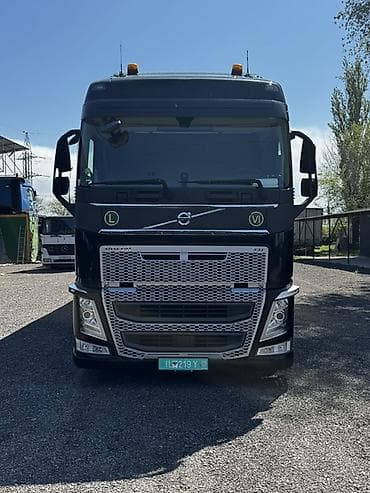 волво фш: Тягач, Volvo, 2019 г., Тентованный — 4