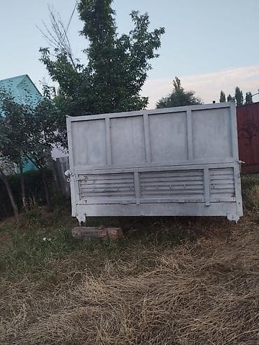 Кузов в сборе с подъёмником насосом трубками и расширительным бочьком — 2