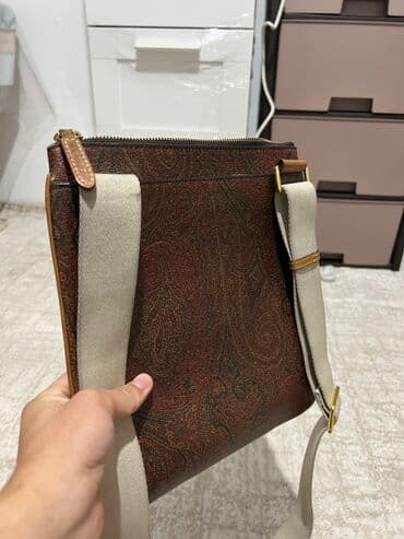 сумку кошелек на пояс: Продаю барсетку Etro оригинал 
Пишите или звоните только ватсапп — 3