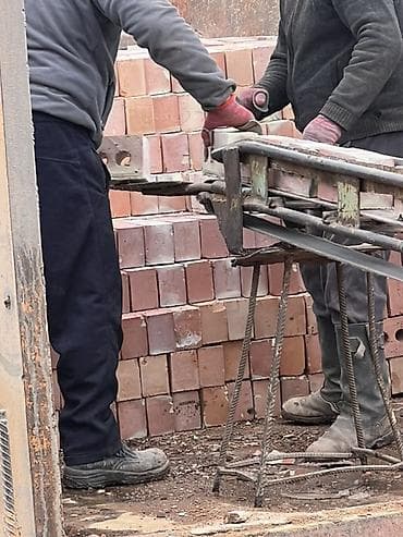 Кирпич керамический полнотелый, квадратного формата - Материал