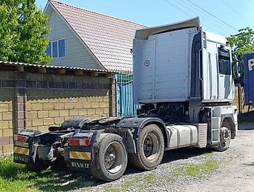 сигнальная: Тягач, Renault, 2007 г., Без прицепа — 1