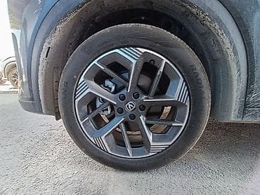 byd 5: Changan CS75 Plus: 2025 г. — 9