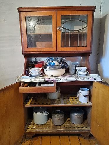 сервант стол: Буфет, Без мойки, Дерево — 3