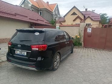 chrysler pacifica: Kia Carnival: 2016 г., Автомат — 1