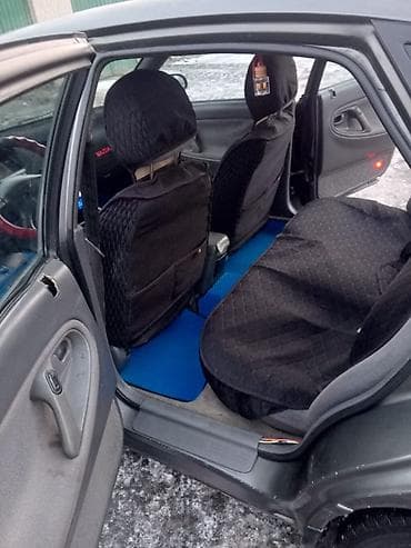 bmw e740: Mazda Cronos: 1992 г., 2 л, Механика, Бензин, Седан — 7