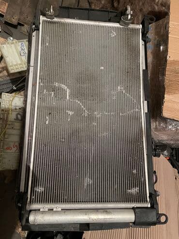 prius: Радиотор сборе 
Тойота Приус C 
Toyota Prius C — 4