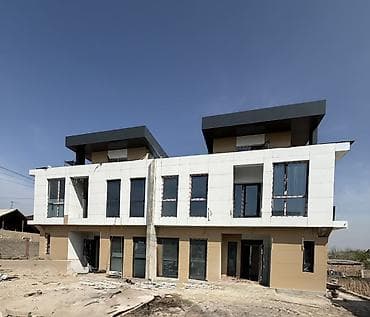 Үйлөрдү сатуу: 600$ Продается просторный таунхаус с жилой площадью 275м2 с — 1