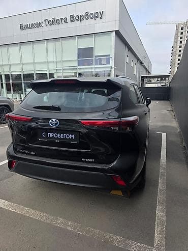 делаем справки: Toyota Highlander: 2023 г., 2.5 л, Автомат, Гибрид, Внедорожник — 6
