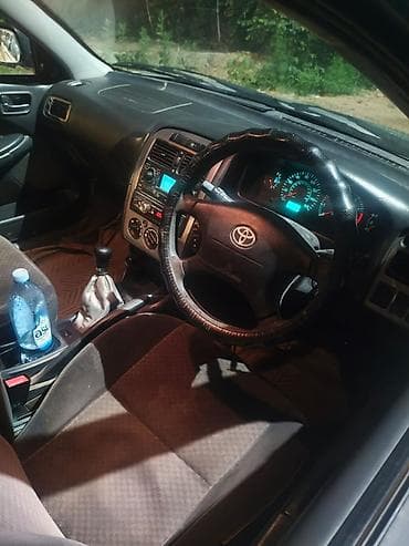 авто купить в киргизии: Toyota Avensis: 2003 г., 1.8 л, Хэтчбэк — 7
