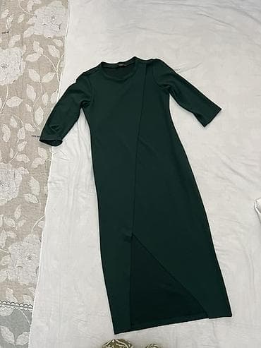 разная одежда: От 1000 сом Лот одежды (4 вещи) 1) Белая куртка в стиле байкер: - — 9