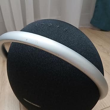 audio technica: Harman/Kardon Onyx Studio 8 (серия Onyx, узнаваемый «кольцевой» — 2