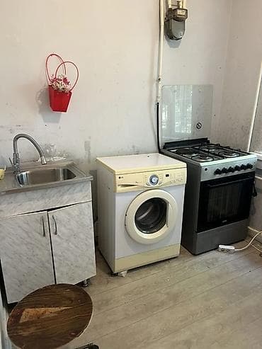 flat osh: 2 комнаты, 6 мкр Агентство недвижимости, Только девушкам, от 1 месяца, от 3 месяцев, от 1 года, С мебелью полностью — 8