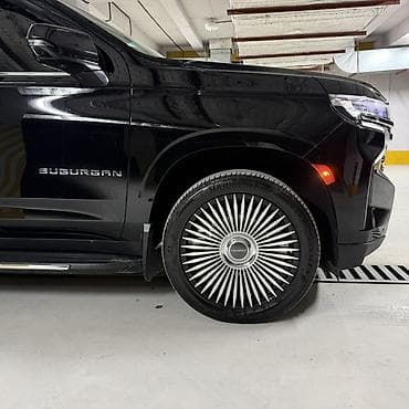 range rower: Chevrolet Suburban: 2021 г., Внедорожник — 7