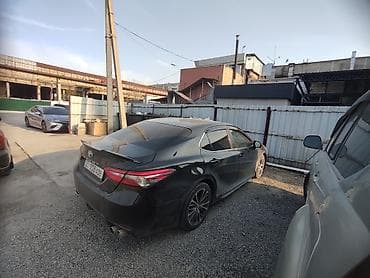 e34 525: Toyota Camry: 2019 г., Бензин, Седан — 3