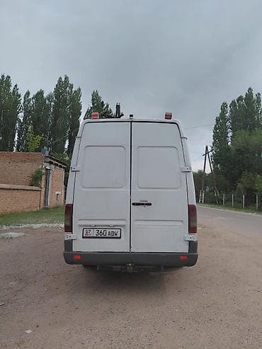 велокрепления: Mercedes-Benz Спринтер: 2000 г., Фургон — 4