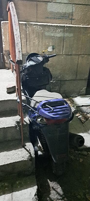 suzuki 100: Скутер Yamasaki/Emate, 150 см³, на ходу. Основное: - Двигатель 150 — 4