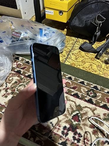 iphone max: IPhone 13, Б/у, 128 ГБ, Синий, Чехол, 78 % — 2