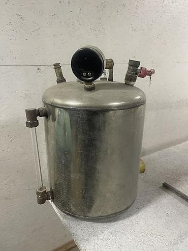 Промышленный гладильный комплекс с парогенератором Описание: -