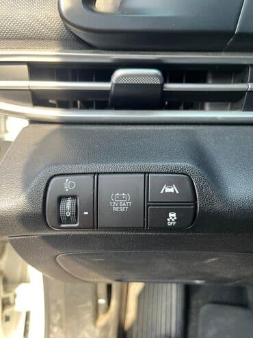 диск на некси: Hyundai Avante: 2021 г., Гибрид, Седан — 10