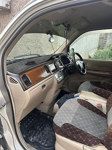 наклейки на машине: Honda Stepwgn: 2003 г., 2 л, Автомат, Газ, Минивэн — 3