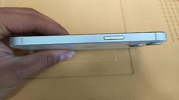 часы appl: IPhone 13, Б/у, 128 ГБ, Белый, Зарядное устройство, 100 % — 2