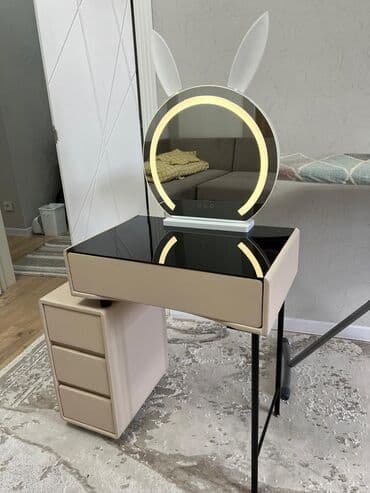 Туалетный столик, Новый, С подсветкой, цвет - Бежевый, Другой материал